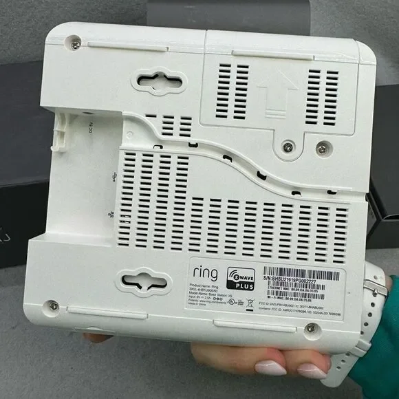 Ring Security System Bundle Motion Detector Solar Panel Install Acessories + Mor - Picture 9 of 15